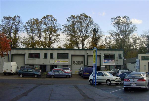 Uxbridge Industrial Estate (01/05/2019)