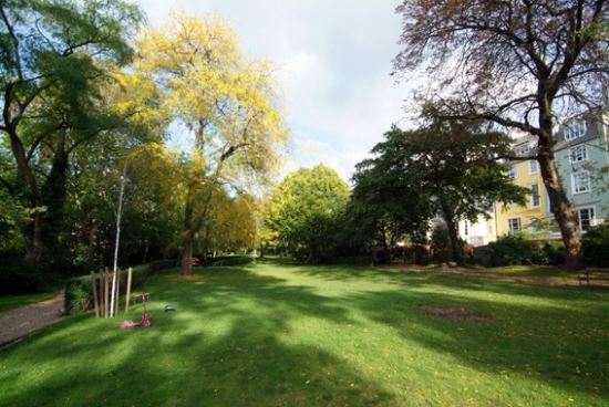 Blenheim & Elgin Communal Gardens (01/05/2019)