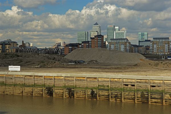Views of Canary Wharf from Deptford Creek (01/05/2019)