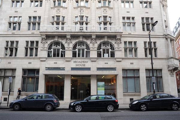 Broadway House (01/05/2019)