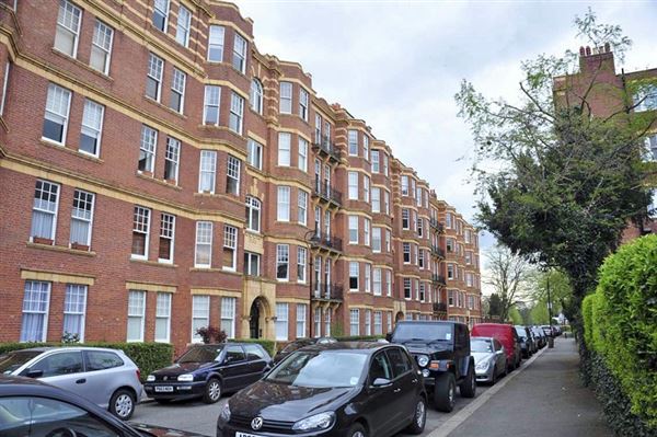 Sutton Court (01/05/2019)