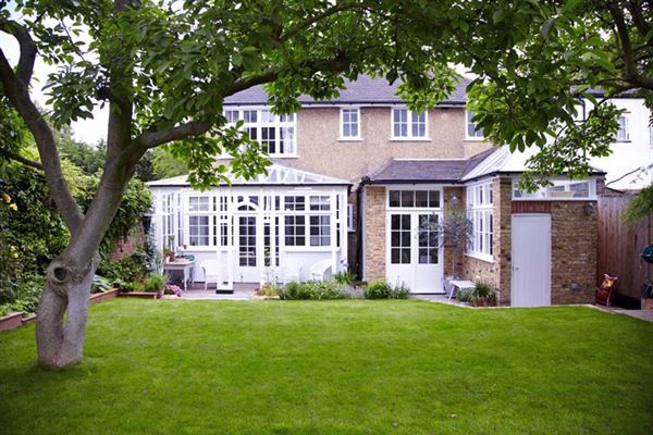The Summerhouse (01/05/2019)