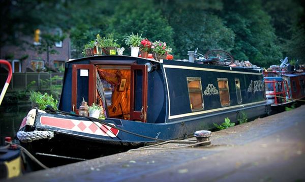 Narrowboat (01/05/2019)