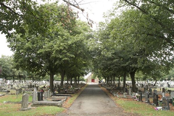 Eastbrookend Cemetery (01/05/2019)