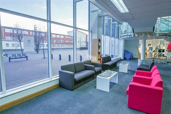 Beckton Globe Library (01/05/2019)