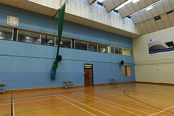 Vale Farm Sports Centre (01/05/2019)