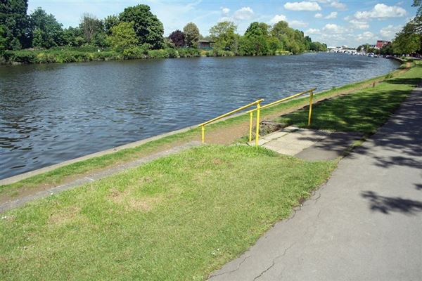 Kingston Riverside (01/05/2019)
