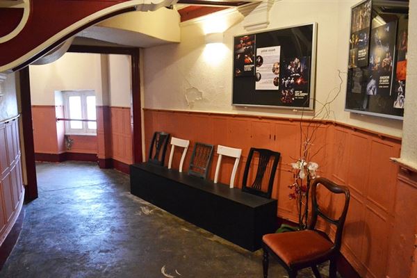 The Coronet Theatre (01/05/2019)
