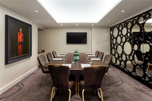Radisson Blu Hotel, London South Kensington (01/12/2020 - Credits: Edwardian Hotels London)
