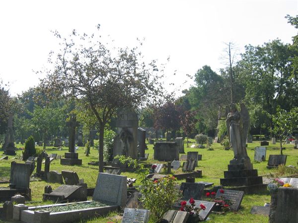 West Norwood Cemetery, Catacombs & Greek Chapel (01/05/2019)