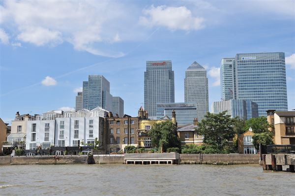 Views of Docklands from the Thames (01/05/2019)