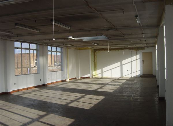 Uxbridge Industrial Estate (01/05/2019)