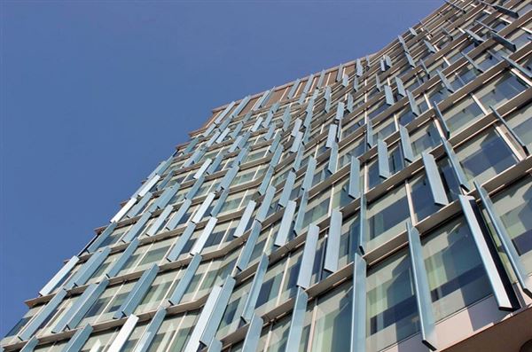 The Blue Fin Building (01/05/2019)