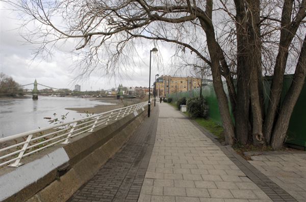 River Walk, Hammersmith (01/05/2019)