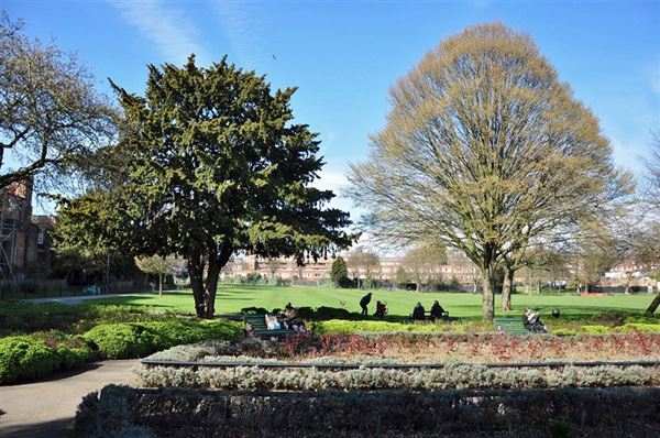 Kilburn Grange Park (01/05/2019)