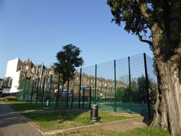 Kilburn Grange Park (01/05/2019)