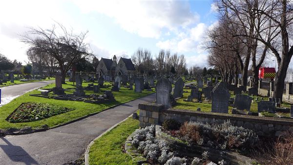 Romford Cemetery (17/04/2018)