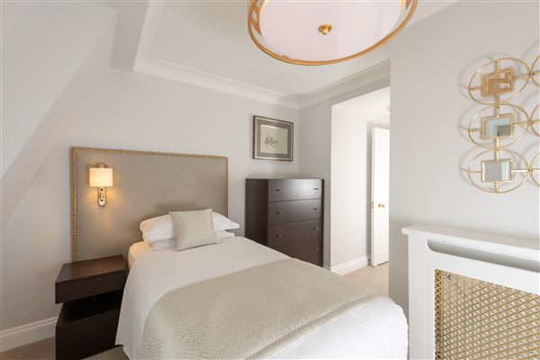 Fraser Residence Prince of Wales Terrace (01/05/2019)