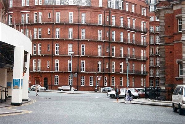 Albert Hall Mansions (01/05/2019)