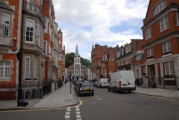 Aldford Street (01/05/2019)