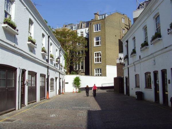 Pennant Mews (01/05/2019)