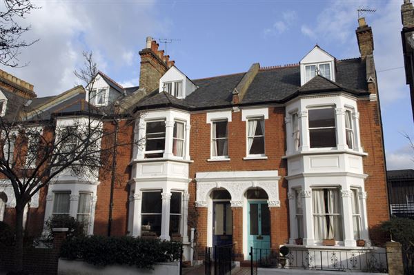 Dorville Crescent (01/05/2019)