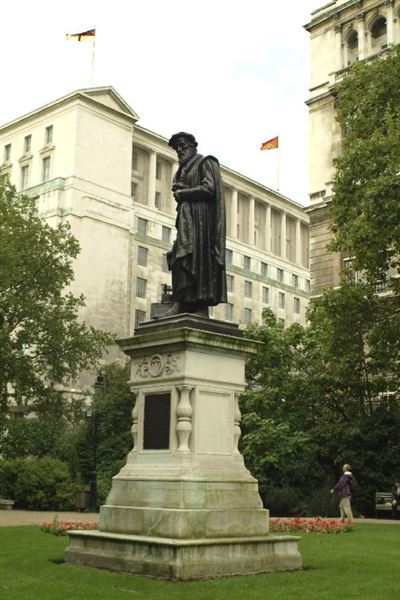 Whitehall Gardens (01/05/2019)