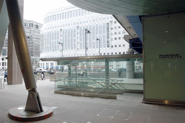 Heron Quays DLR Station (01/05/2019)