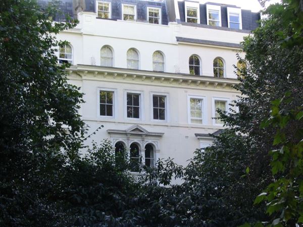 Kensington Gardens Square (01/05/2019)