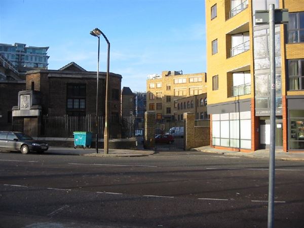 Tower Bridge Parking (01/05/2019)