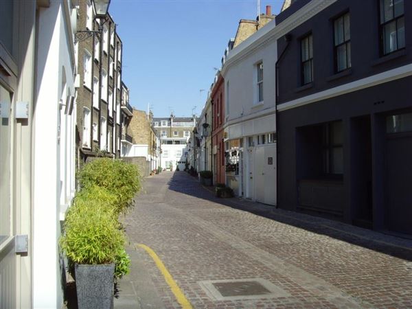 Lexham Mews (01/05/2019)