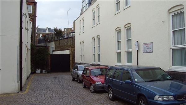 Manson Mews (01/05/2019)