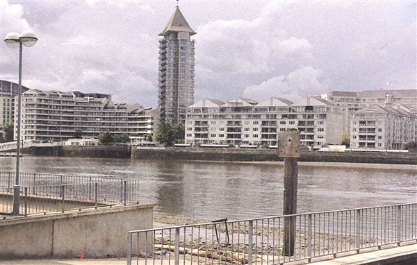 Views of Chelsea Harbour and Lots Road from Battersea (01/05/2019)