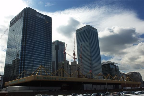Views of Canary Wharf from Billingsgate Market (01/05/2019)