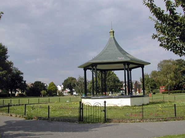 Elthorne Park (01/05/2019)