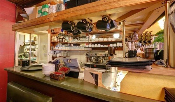 Chez Nous Cafe (01/05/2019)