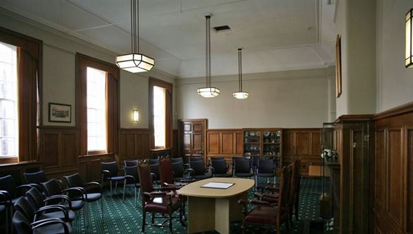 Hendon Town Hall (01/05/2019)
