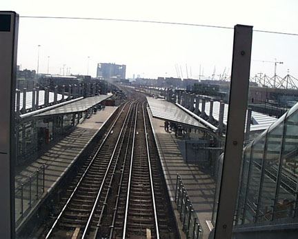 Docklands Light Railway (DLR) (01/05/2019)