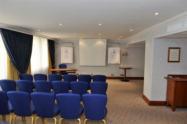 Renaissance London Heathrow Hotel (01/05/2019)