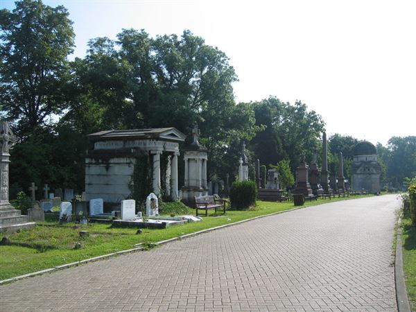 West Norwood Cemetery, Catacombs & Greek Chapel (01/05/2019)