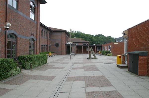 Darrick Wood School (01/05/2019)