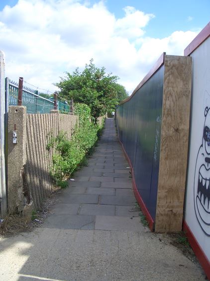 Cross Lane (01/05/2019)
