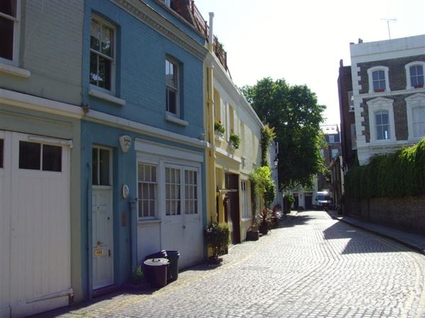 Lexham Mews (01/05/2019)