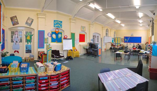 Queens Manor Primary School (01/05/2019)