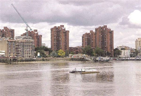 Views of Chelsea Harbour and Lots Road from Battersea (01/05/2019)