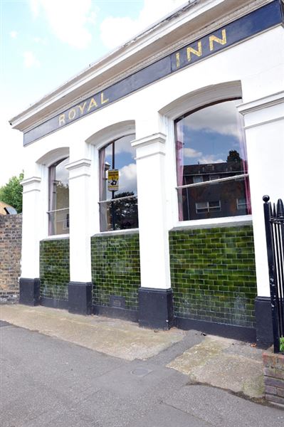Royal Inn on the Park, The (01/05/2019)