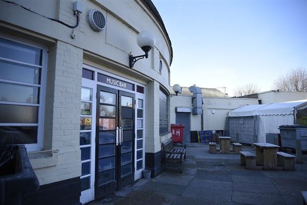 The Roundhouse (01/05/2019)