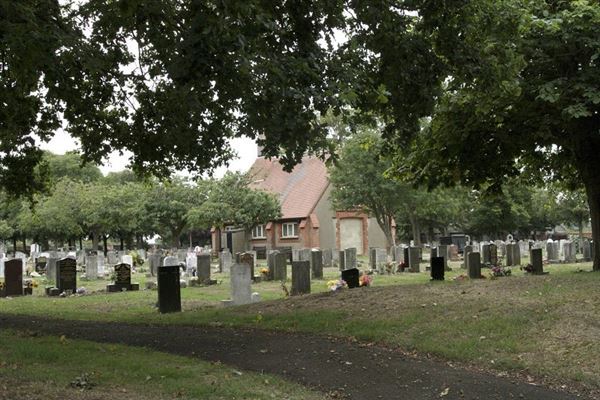 Eastbrookend Cemetery (01/05/2019)
