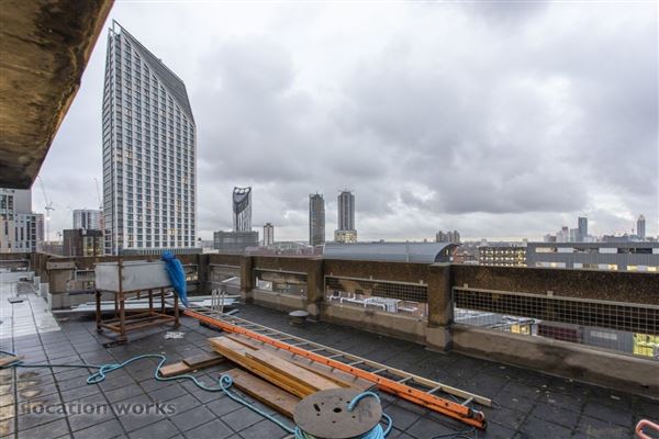 LSBU - Tower Block Roof (04/03/2020 - Credits: submitted by: Location Works)