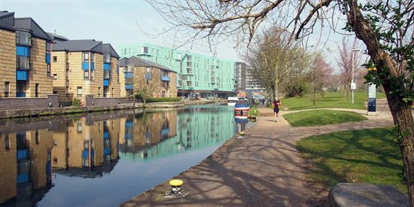 Regent's Canal - Mile End (19/05/2016 - Credits: Canal & River Trust)
